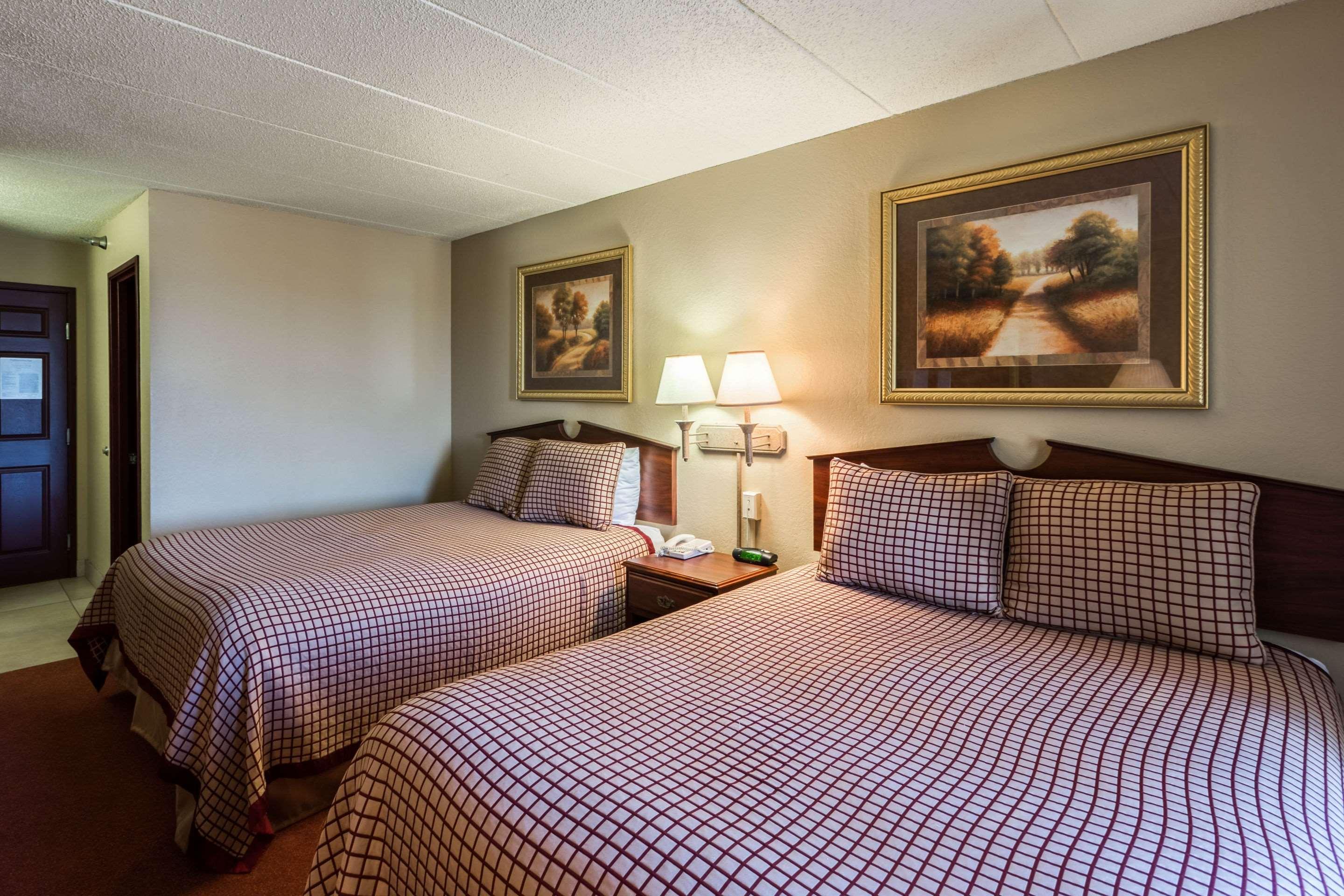 Rodeway Inn Norfolk Kültér fotó