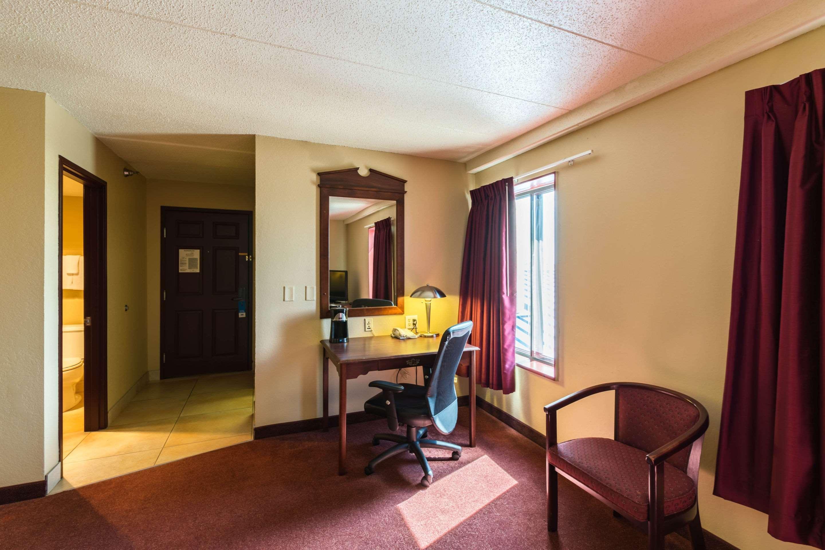 Rodeway Inn Norfolk Kültér fotó