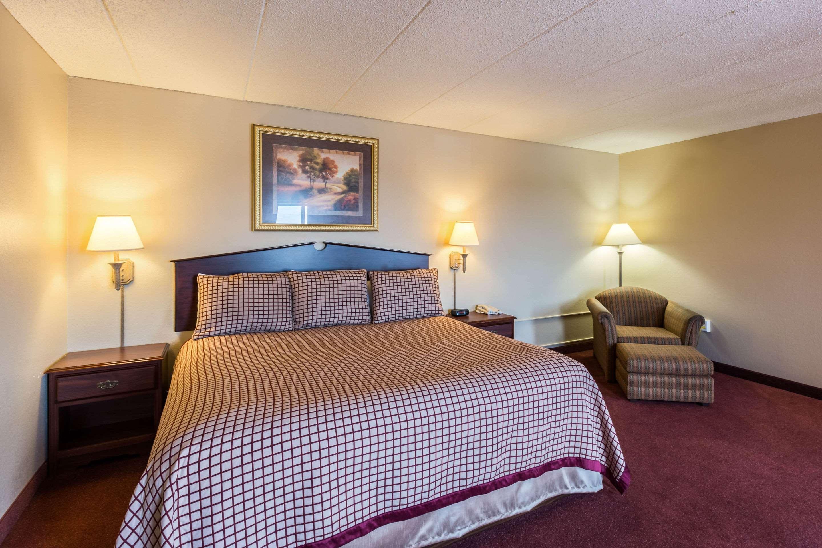 Rodeway Inn Norfolk Kültér fotó